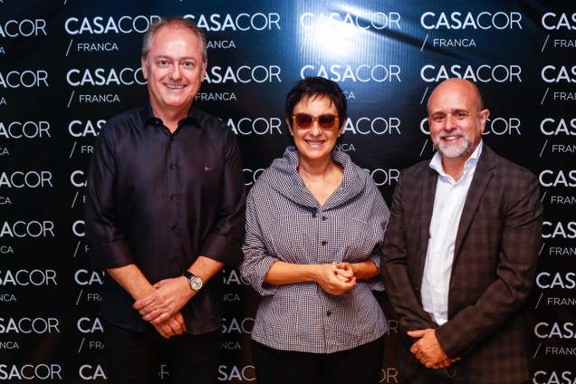 Maurício Calixto, Lívia Pedreira, Maurício Silqueira Maurício Calixto, Lívia Pedreira, Maurício Silqueira