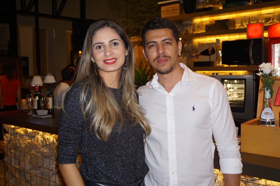 Camila Rezende e Clecio Lourenço