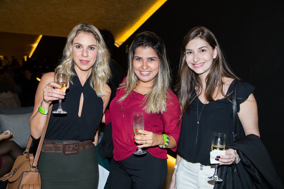 Viviany Toschi, Fabricia Gonçalves e Carolina Almeida