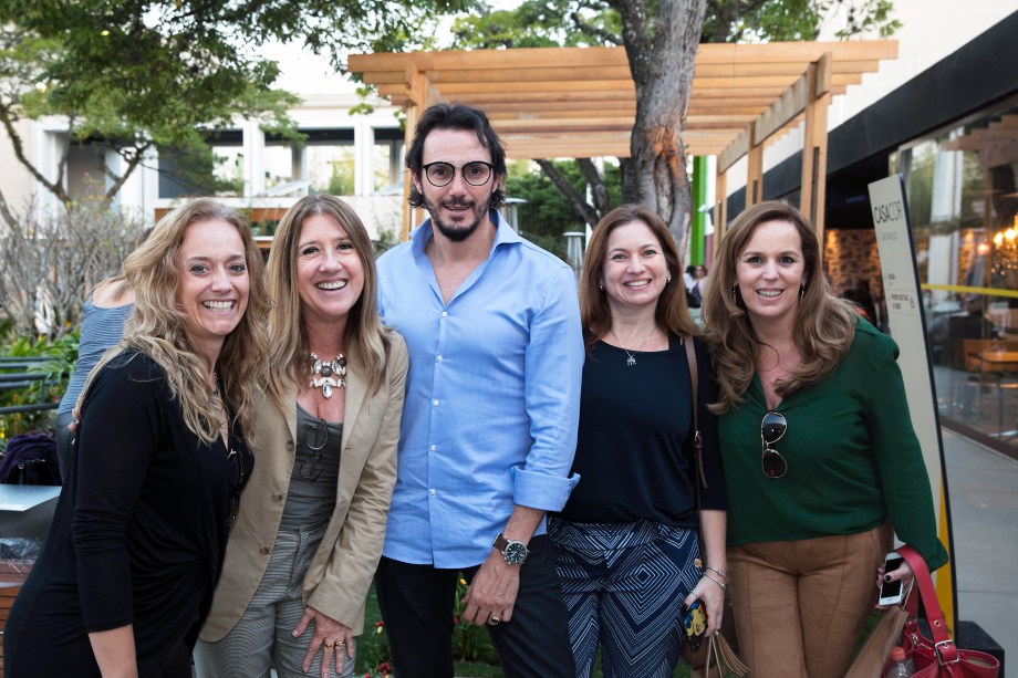 Patricia Cillo, Carmen Alvin, Ricardo Pessuto, Karina Korn e Gigi Gorenstein