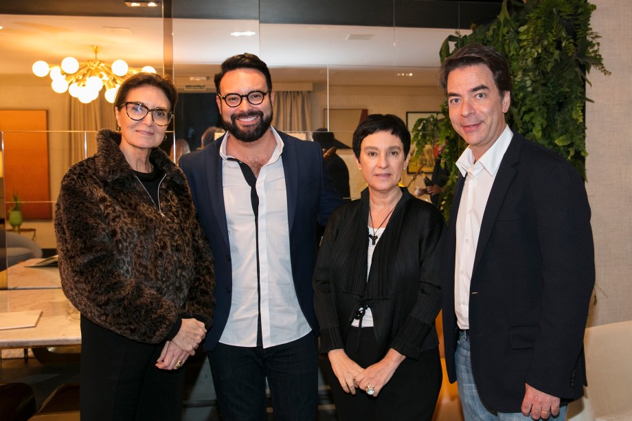 Cristina Ferraz, Bruno Carvalho, Livia Pedreira e Marcelo Felmanas