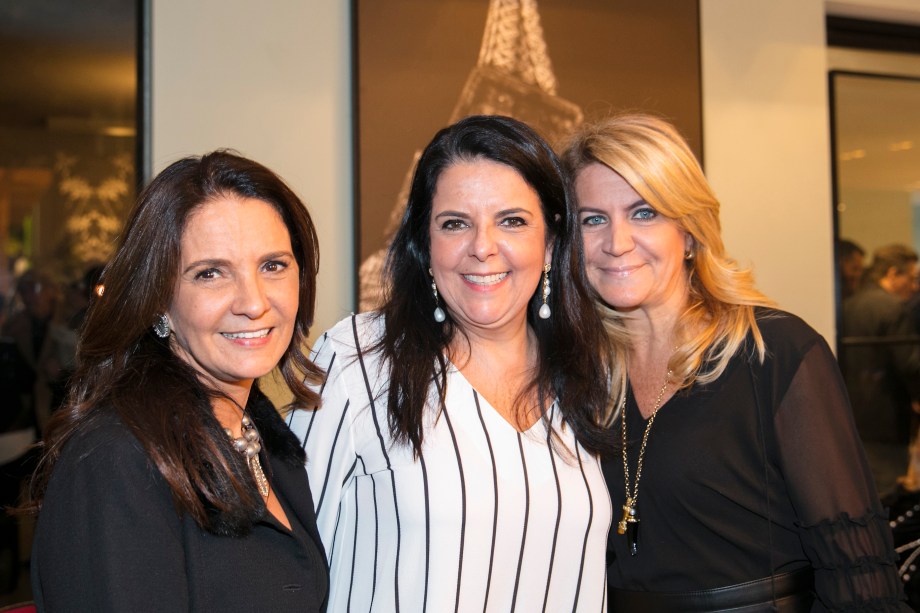 Debora São José, Norah Carnero e Andrea Pilar