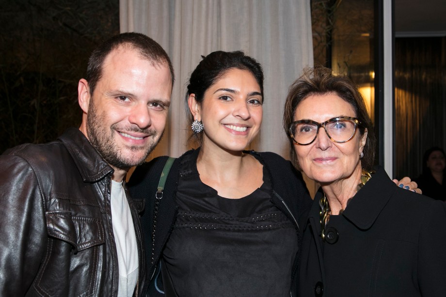 Otavio Debeus, Isabela Scaff e Cristina Ferraz