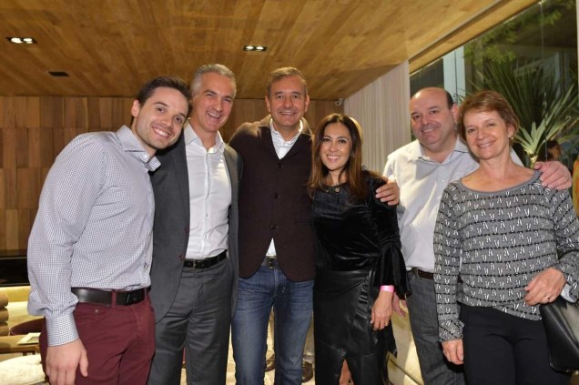<span>A família Rocha</span> <span>A família Rocha</span>