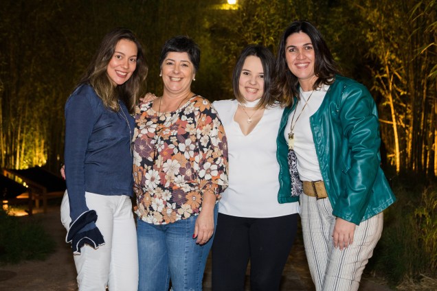 Marcella Bognar, Eliana Villar, Gabriela Coutinho e Regiane Maturana Marcella Bognar, Eliana Villar, Gabriela Coutinho e Regiane Maturana