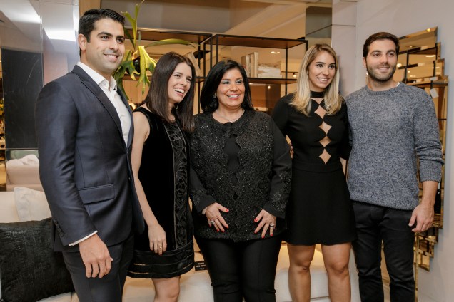 João Paulo Sanches, Lucila Zahran, Fernanda Hagobian, Patrícia Hagobian e Leonardo Bonacin João Paulo Sanches, Lucila Zahran, Fernanda Hagobian, Patrícia Hagobian e Leonardo Bonacin