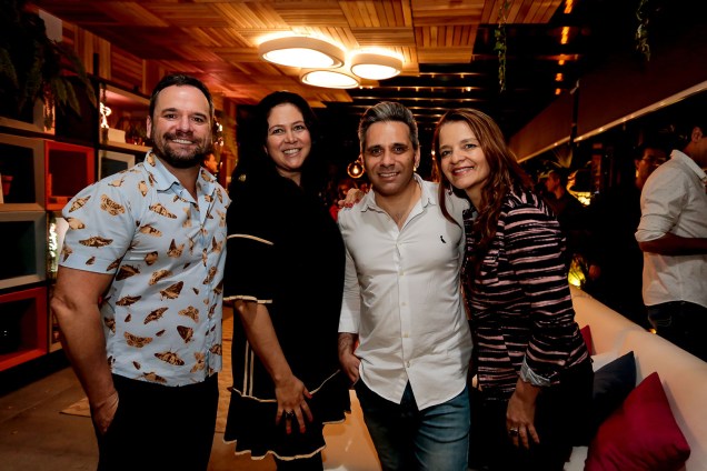 Jhonny Thompsem, Andrea Magalhaes, Daniel e Lisiara Camargo Jhonny Thompsem, Andrea Magalhaes, Daniel e Lisiara Camargo