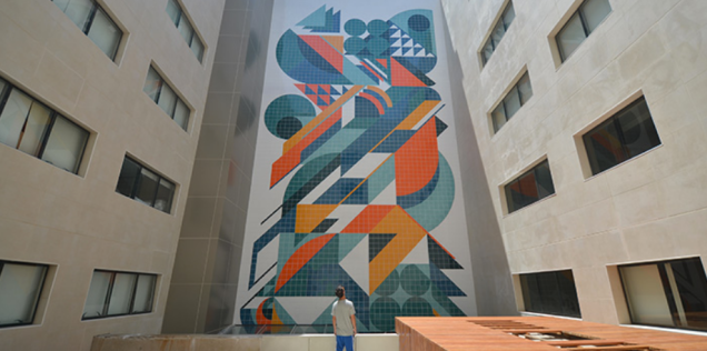 <span>Os designers Bruna Vieira e João Tolentino, e os arquitetos Diego Uribbe, Duke Capellão e Rodrigo Kalache formam o Coletivo MUDA, do Rio de Janeiro. Suas intervenções tentam transformar ambientes urbanos hostis por meio de seus murais coloridos e abstratos.</span> <span>Os designers Bruna Vieira e João Tolentino, e os arquitetos Diego Uribbe, Duke Capellão e Rodrigo Kalache formam o Coletivo MUDA, do Rio de Janeiro. Suas intervenções tentam transformar ambientes urbanos hostis por meio de seus murais coloridos e abstratos.</span>