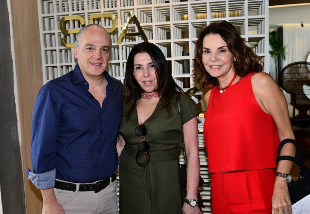 Raul Penteado, Paola Ribeiro e Patrícia Mayer Raul Penteado, Paola Ribeiro e Patrícia Mayer