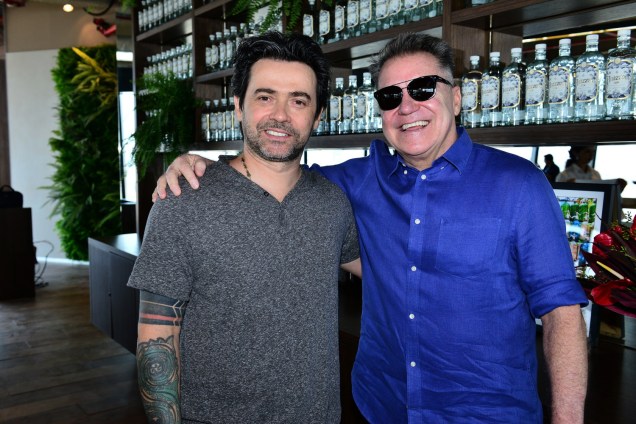 Alexandre Mazza e João Caetano Alexandre Mazza e João Caetano