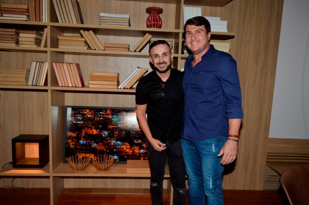 <span>O arquiteto Jadson Amorim e o fotógrafo Gustavo Pereira.</span> <span>O arquiteto Jadson Amorim e o fotógrafo Gustavo Pereira.</span>