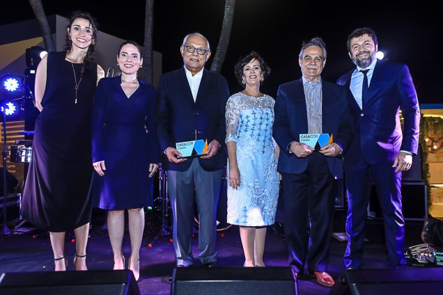 Graziela de Caroli, Agueda Muniz, Francisco Silveira, Neuma Figueiredo, Max Perlingeiro e Elcio Batista Graziela de Caroli, Agueda Muniz, Francisco Silveira, Neuma Figueiredo, Max Perlingeiro e Elcio Batista