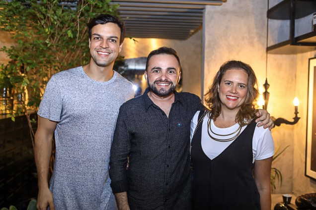Walter Costa Lima, Ramiro Mendes e Amanda Camara Walter Costa Lima, Ramiro Mendes e Amanda Camara