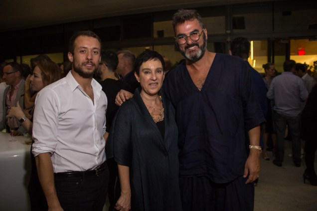 Gustavo Neves, Lívia Pedreira e Leo Romano Gustavo Neves, Lívia Pedreira e Leo Romano