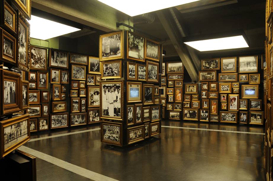 Museu do Futebol. Endereço: Pça Charles Miller, Estádio Paulo Machado de Carvalho – Pacaembu. Telefone: (11) 3664-3848. Horário: Terça a sexta: 9h às 17h (entrada até 16h). Sábado, domingo e feriados: 10h às 18h (entrada até 17h). Sujeito a alterações em dias de jogos. Ingresso: R$ 12 (gratuito às terças). Site: https://www.museudofutebol.org.br/