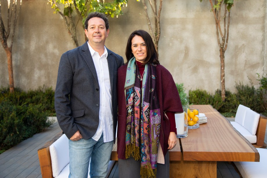 Rodrigo Oliveira e Aline Colani