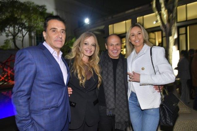 Tadeu Bongiolo, Debora Aguiar, Nilo Cottini e Maria Eduarda Bongiolo Tadeu Bongiolo, Debora Aguiar, Nilo Cottini e Maria Eduarda Bongiolo