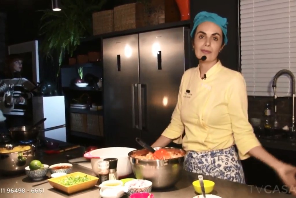Cecilia Padilha ensina receita de tartar de salmão no Lounge Sensações™