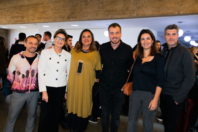 José Marton, Cris Ferraz, Silvia Peskir, Rodrigo Einsfeld, Paula Magnani e Gustavo Martins