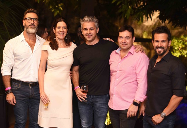 Fabio Cardoso, Camila Avelar, Fabio Barcellos, Matias Pinheiro e Bruno Carvalho Fabio Cardoso, Camila Avelar, Fabio Barcellos, Matias Pinheiro e Bruno Carvalho