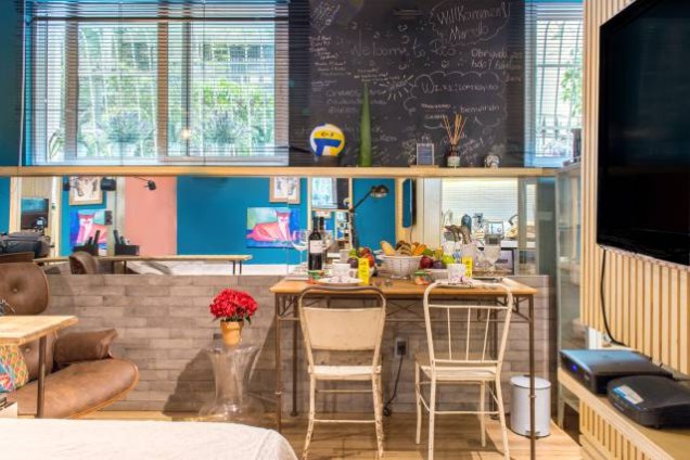 <span>Loft de Design Arrojado assinado por Richard De Mattos - Leblon, Rio de Janeiro / Rio de Janeiro. https://www.airbnb.com.br/rooms/plus/13747448</span> <span>Loft de Design Arrojado assinado por Richard De Mattos - Leblon, Rio de Janeiro / Rio de Janeiro. https://www.airbnb.com.br/rooms/plus/13747448</span>
