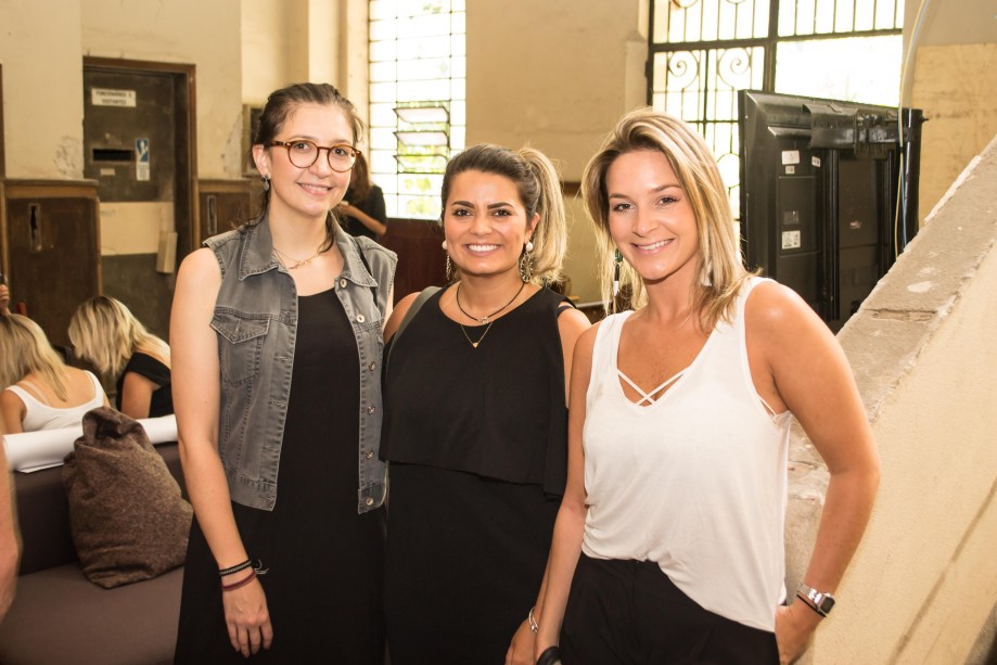 Laura Tavares, Fernanda Sá e Camila Pigatto