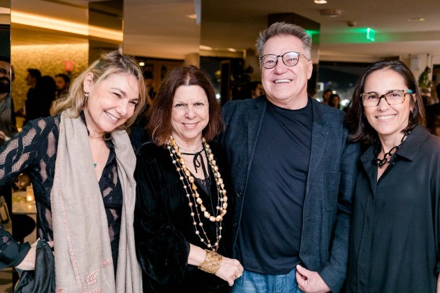 Marcia Mullervanda Klabin, João Caetano e Gisele Taranto Marcia Mullervanda Klabin, João Caetano e Gisele Taranto
