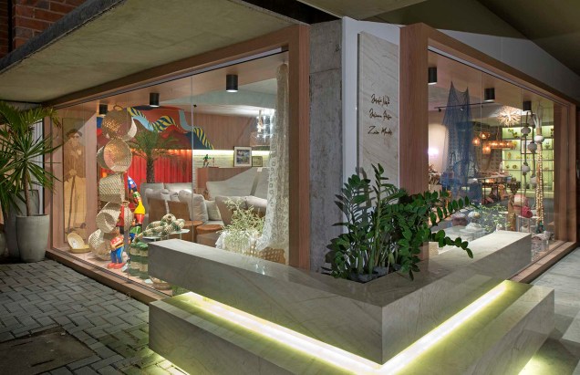 A categoria Melhor Ambiente de Uso Público e Comercial ficou com o Pavilhão Criativo – Ceará Feito à Mão, de Josafá Neto, Juliana Hissa e Zaira Mendes. A categoria Melhor Ambiente de Uso Público e Comercial ficou com o Pavilhão Criativo – Ceará Feito à Mão, de Josafá Neto, Juliana Hissa e Zaira Mendes.