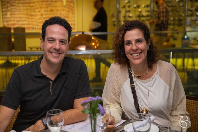 Os irmãos Eduardo e Karla Bittar. Os irmãos Eduardo e Karla Bittar.
