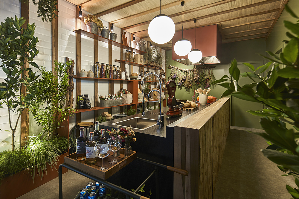 Janelas CASACOR MINAS GERAIS -Paula GuimaraesJomarBraganca-9 Projetos de cozinha com plantas na decoração