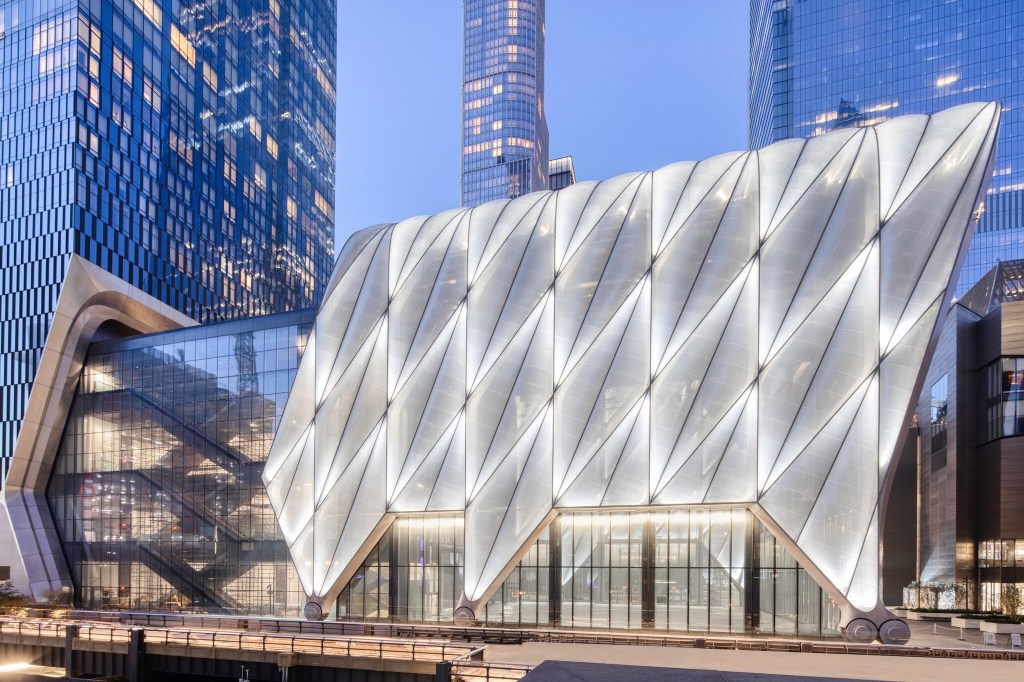 Shed in Manhattan Shed in Manhattan- centro de exposição