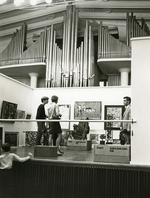 Kölner Kunstmarkt 2 feira de arte conhecida como Kölner Kunstmarkt, aberta em 1967 em Colônia, na Alemanha