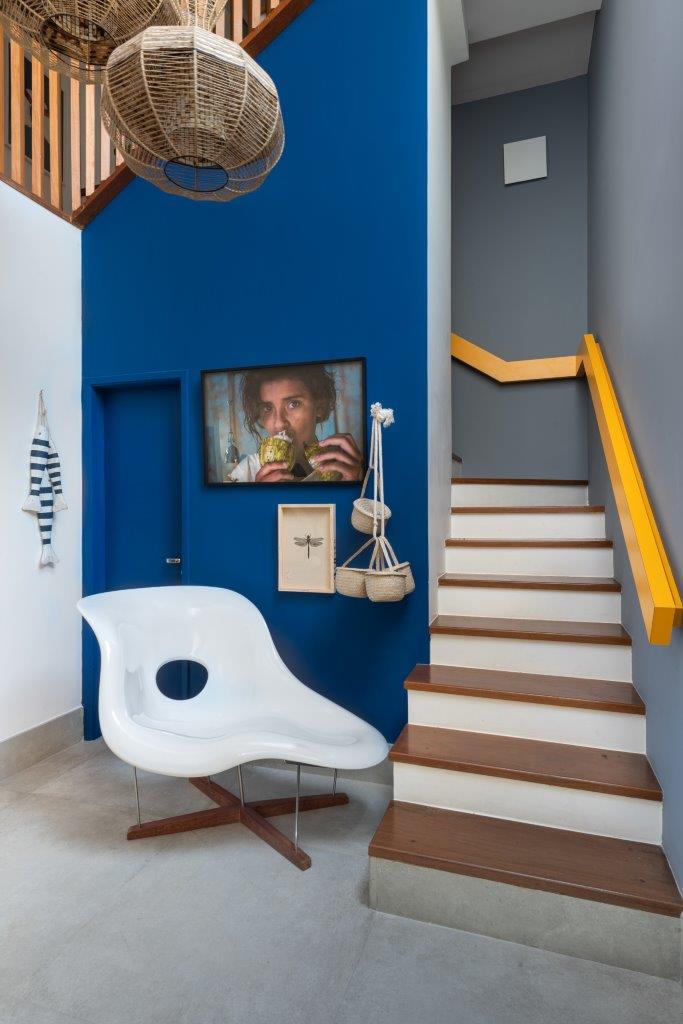 Casa de praia mescla tons de cinza com muita madeira casa praia decoracao arquitetura design bia beatriz quinelato