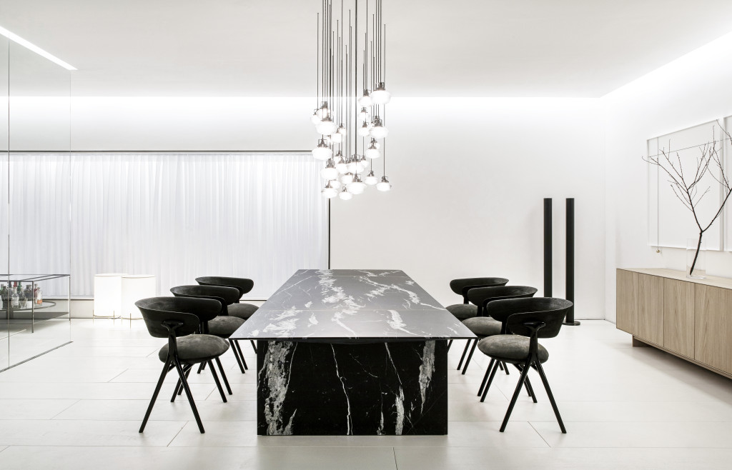 Cadeira Olive; Jader Almeida; Red Dot Design Award 2021