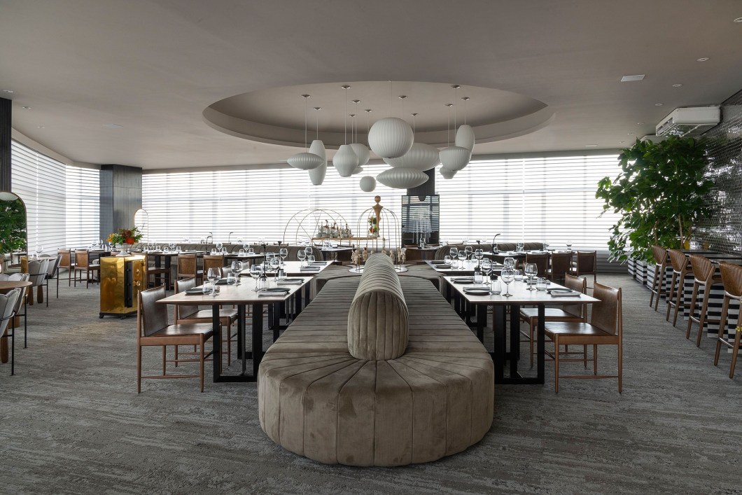 O Restaurante, de Leo Romano para a CASACOR Goiás 2018. O Restaurante, de Leo Romano para a CASACOR Goiás 2018.