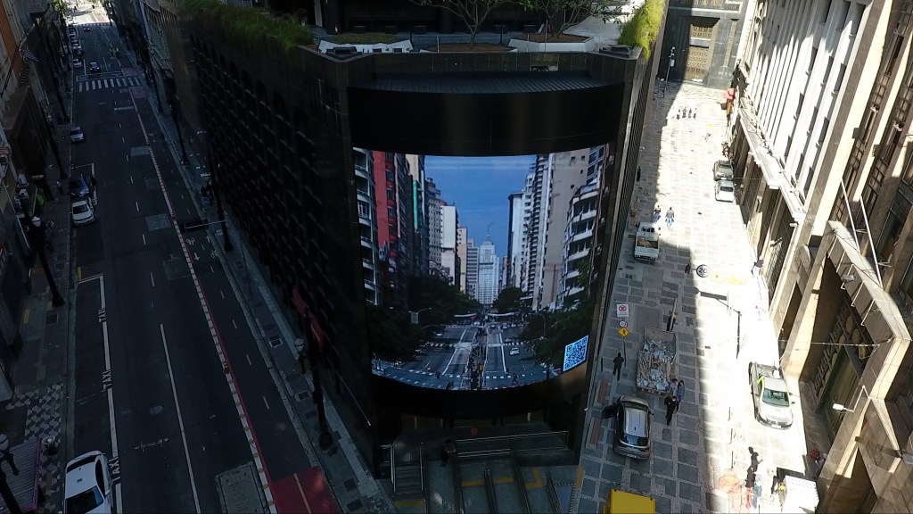painel-fotografia-centro-de-sao-paulo-sp-credito-Amanda-Leite-3 fotografia foto tuca reinés são paulo santander fachada avenida cidade brasil paisagem