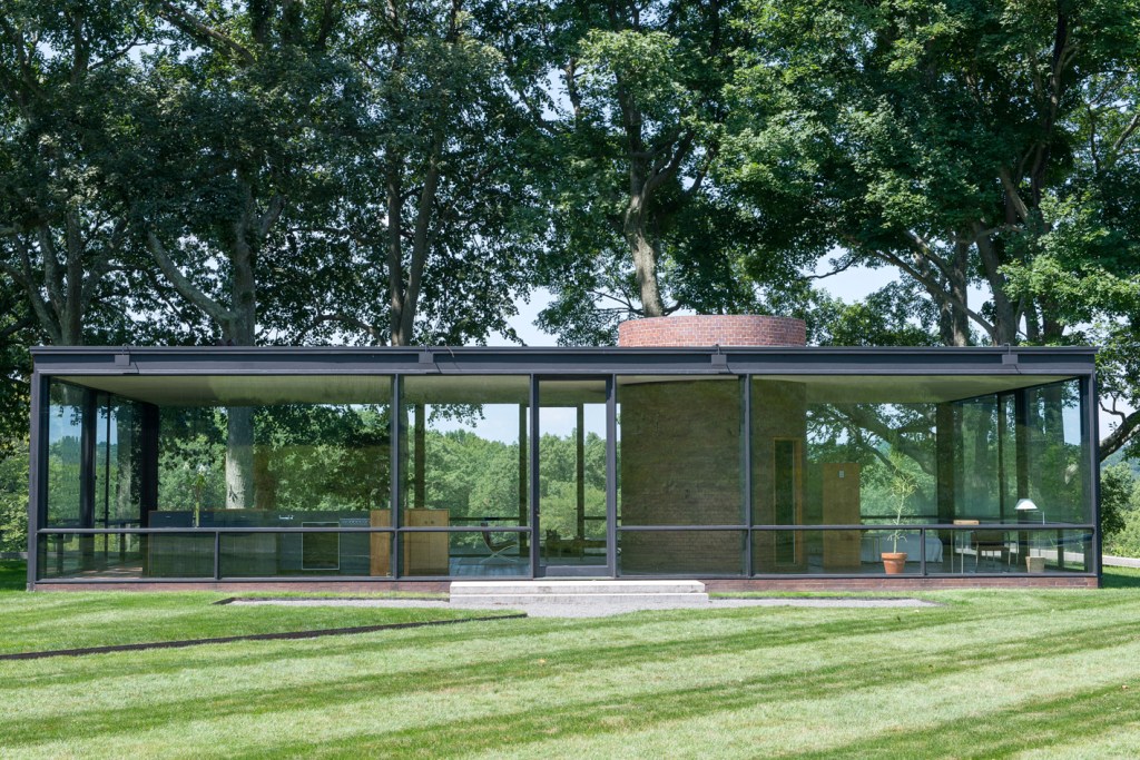 GlassHouse_ManuOristanio-7797 Glass House,1949, New Canaan, Connecticut, USA - Philip Johnson