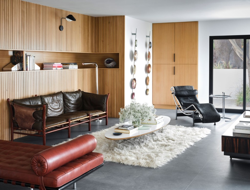 sala de estar casa em Malibu casa moderna reformada em Malibu