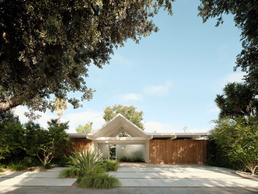 casa-twin-gable-eichler-california-2 casa twin gable eichler california