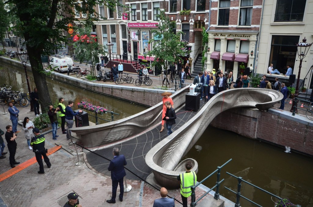 ponte-amsterdam-3d 3 ponte 3d; amsterdam; engenharia; arquitetura; sustentabilidade