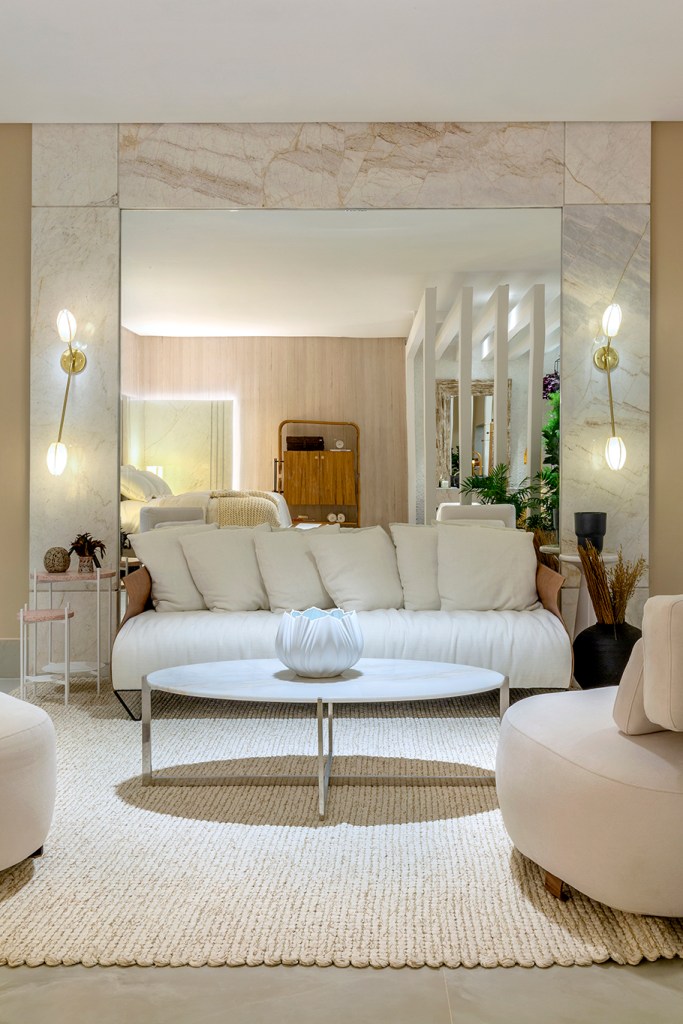 02- eliane-mendonça-suite-dos-sonhos-casacor-go-2021-edgard-cesar Eliane Mendonça suite sonhos casacor goias 2021 quarto cama decoração sofá