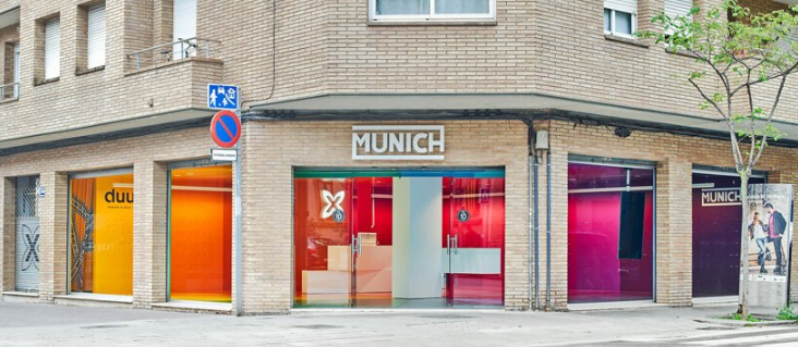 munich-sports-studio-animal-barcelona-1 munich sports loja barcelona cores arco íris