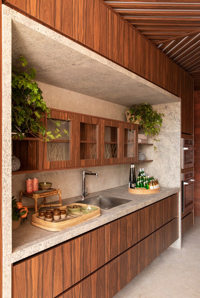 rafael-granero-ana-livia-mafra-cuisine-berbere-casacor-ribeirao-preto-2021-felipe-araujo Rafael Granero e Ana Livia Mafra - Cuisine Berbere, projeto da CASACOR Ribeirão Preto 2021.