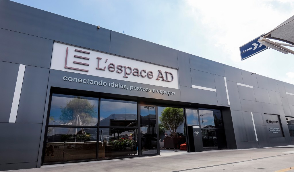 L’espace AD L'espace AD leroy merlin loja showroom construção design decoração
