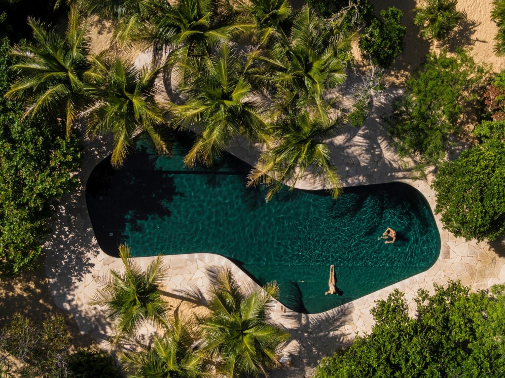 mk27casanaareiafernandoguerramedium-7 Sand House está localizada em Trancoso, na Bahia