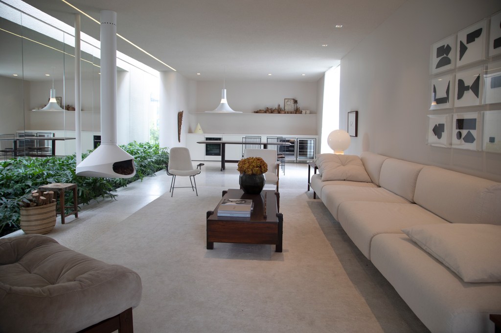 DK-AERIS–@bcarquitetos-@henrique_padilha-@pradamarmores-2 Casa Alva, por BC Arquitetos