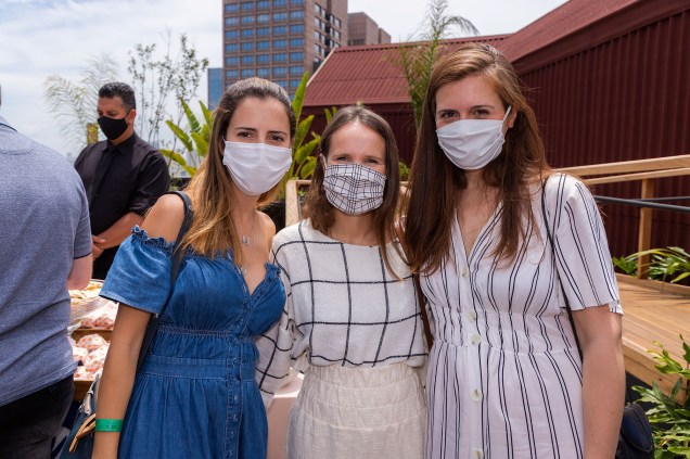 Nathalia Mouco, Fernanda Morais e Fernanda Tegacini.