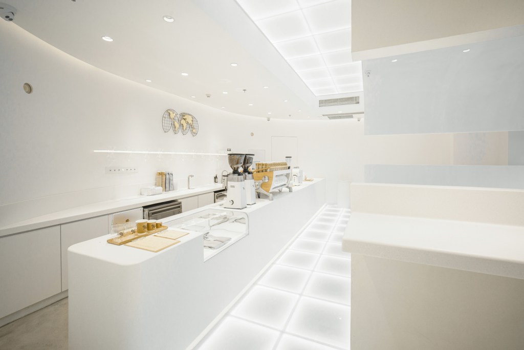 arabica-archiee-foto-kobe-3 cafeteria china minimalista arquitetura construção decoração cores