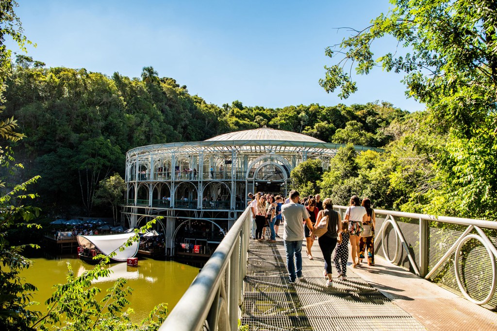 FOTO-OPERA-DE-ARAME—VINI-GROSBELLI Ópera de Arame Curitiba