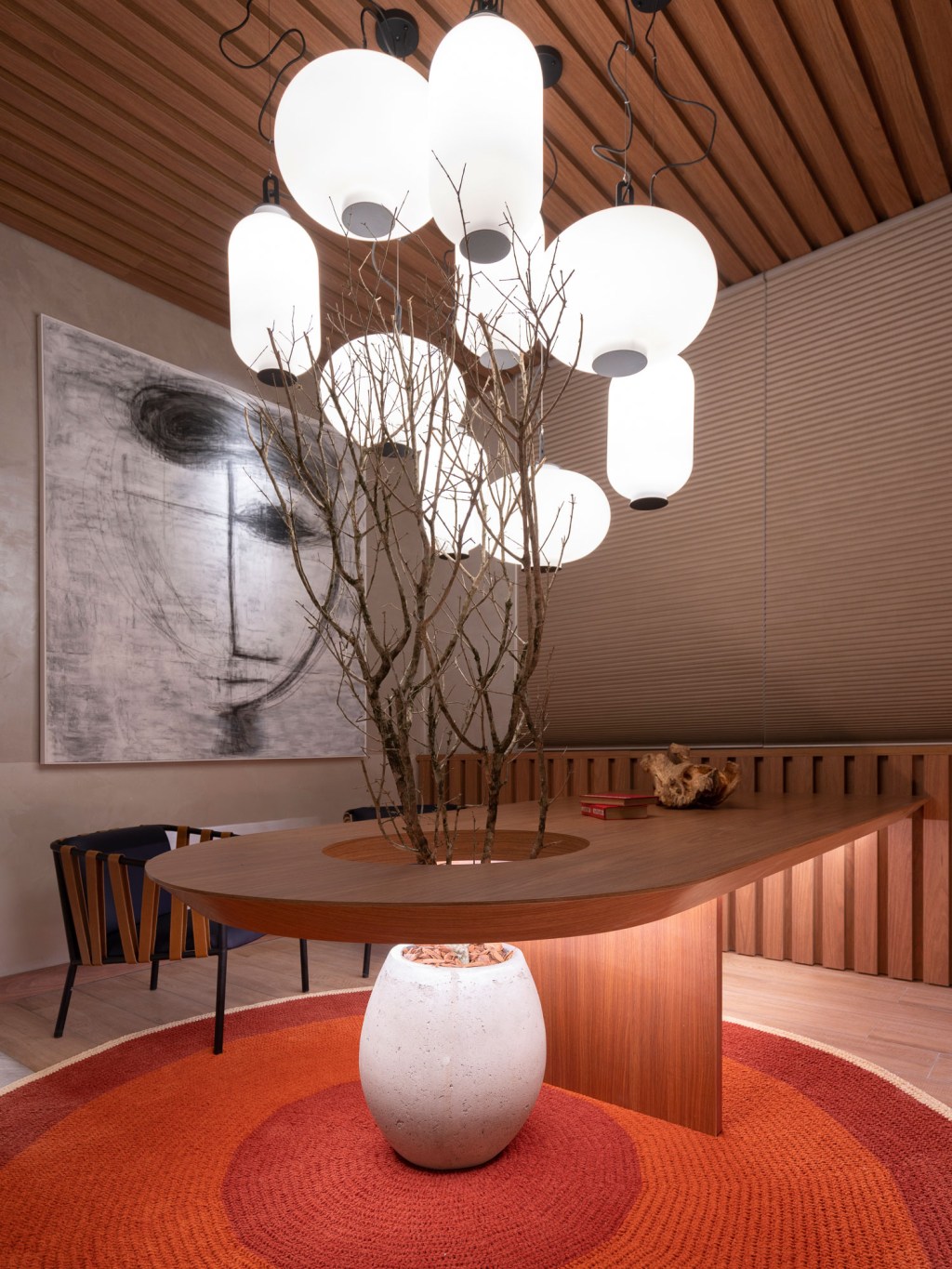 _Mowa-Arquitetura_Altos-da-Serra-5289 Mowa Arquitectura - Altos da Serra, projeto da CASACOR Rio Grande do Sul 2021. Mowa Arquitectura - Altos da Serra. O ambiente é contemplado pelo equilíbrio entre os quatro elementos naturais: expressando rusticidade e contemporaneidade, as texturas amadeiradas, pedras e os tons claros se conectam em todo o projeto, expondo atemporalidade e sofisticação.